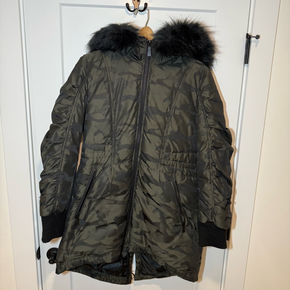 DKNY Camouflage Puffer Jacket with Black Fur Trim